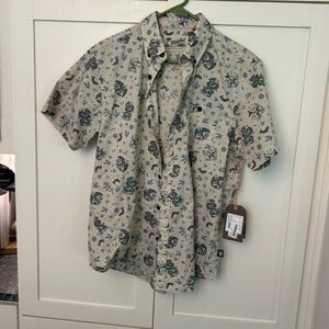 BRAND NEW Howler Bros Button Down short sleeved snake and bird print